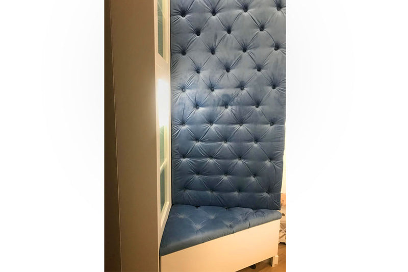 Zabudowa korytarza <-